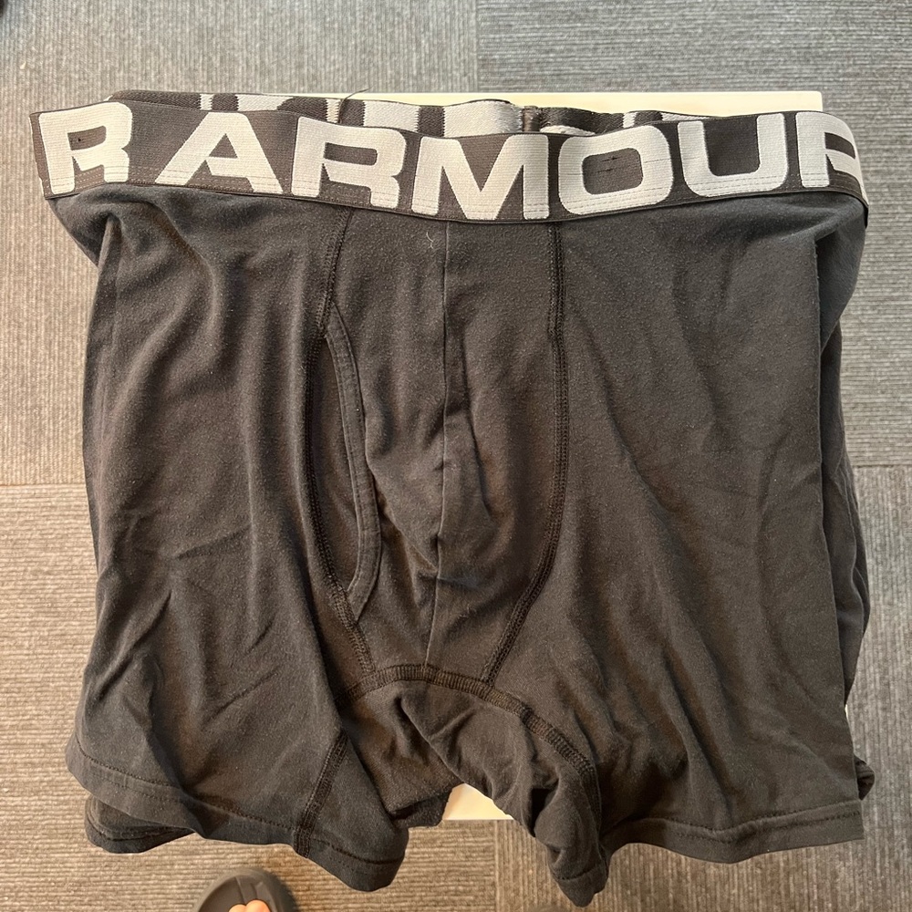3 pair of under armor boxer briefs. Size large.